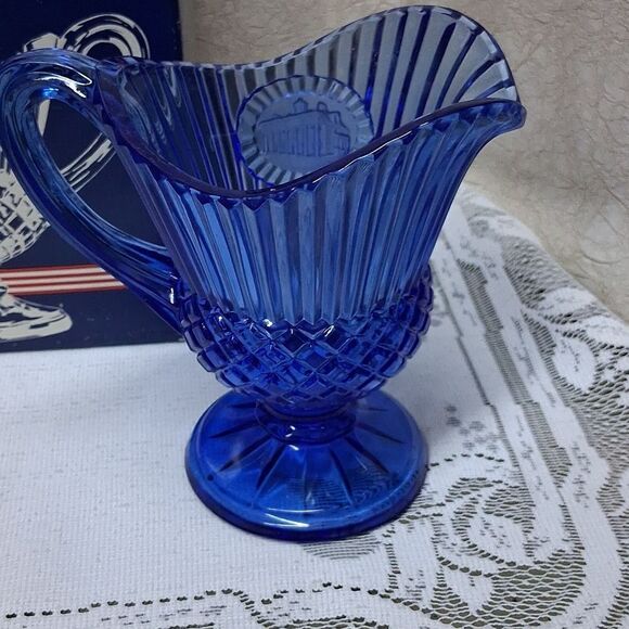 Avon Fostoria cobalt blue Washington goblet and Mount Vernon  sauce pitcher. - Picture 5 of 6